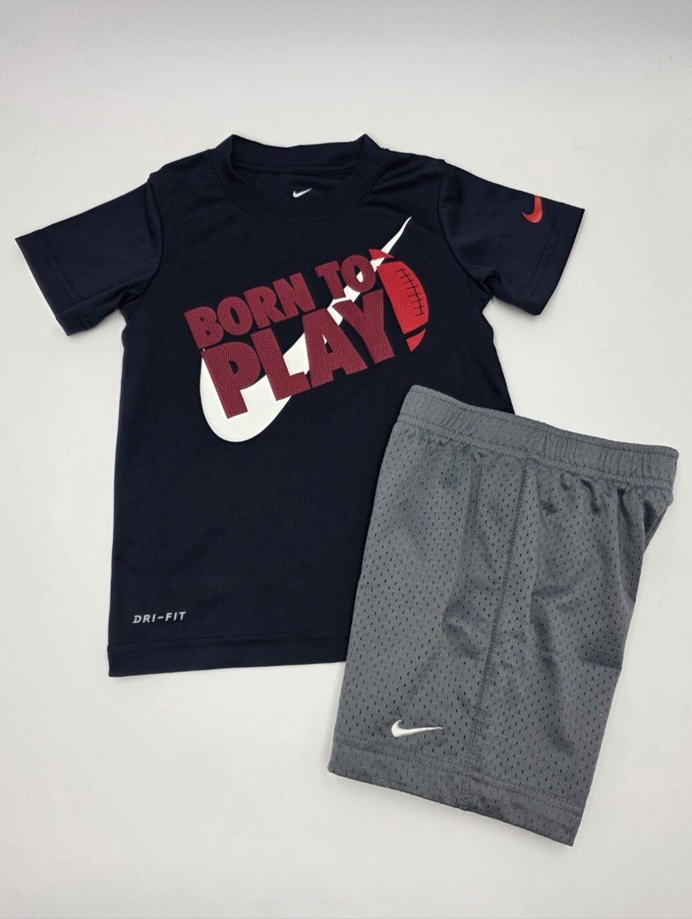 Nike boys' Dri-Fit football tee and mesh shorts size 4